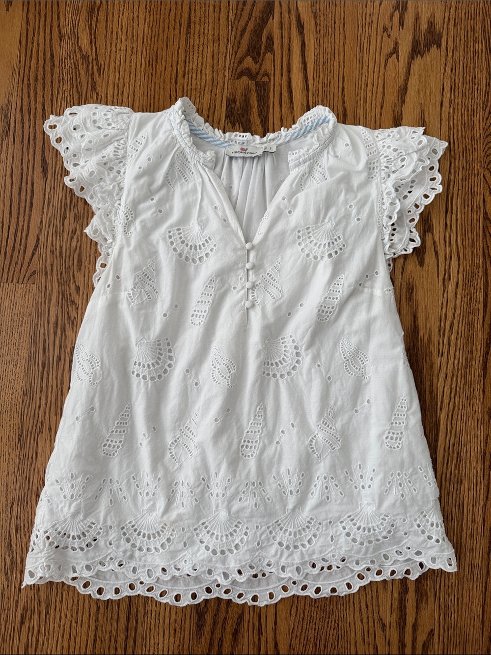 Vineyard Vines White Eyelet Flutter Sleeve Top with Button Placket